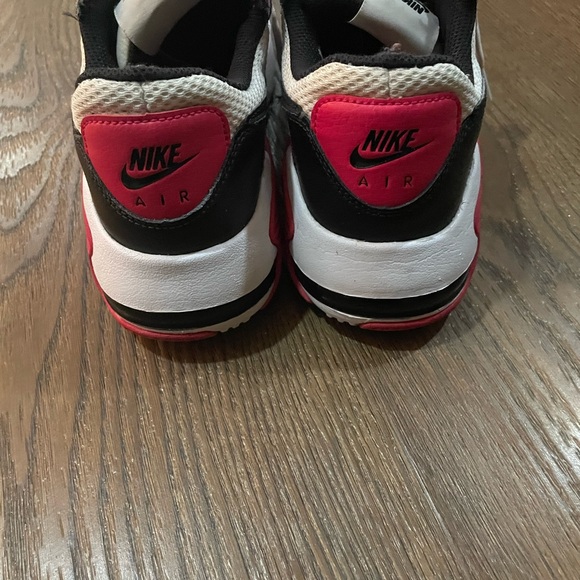 Nike Air Max White and Magenta Sneakers - Picture 2 of 5